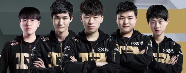Meiko 加入 Weibo Gaming ， Tian 加入 LNG Esports ， CRISP GALA JIEJIE 加入 Invictus Gaming 。
